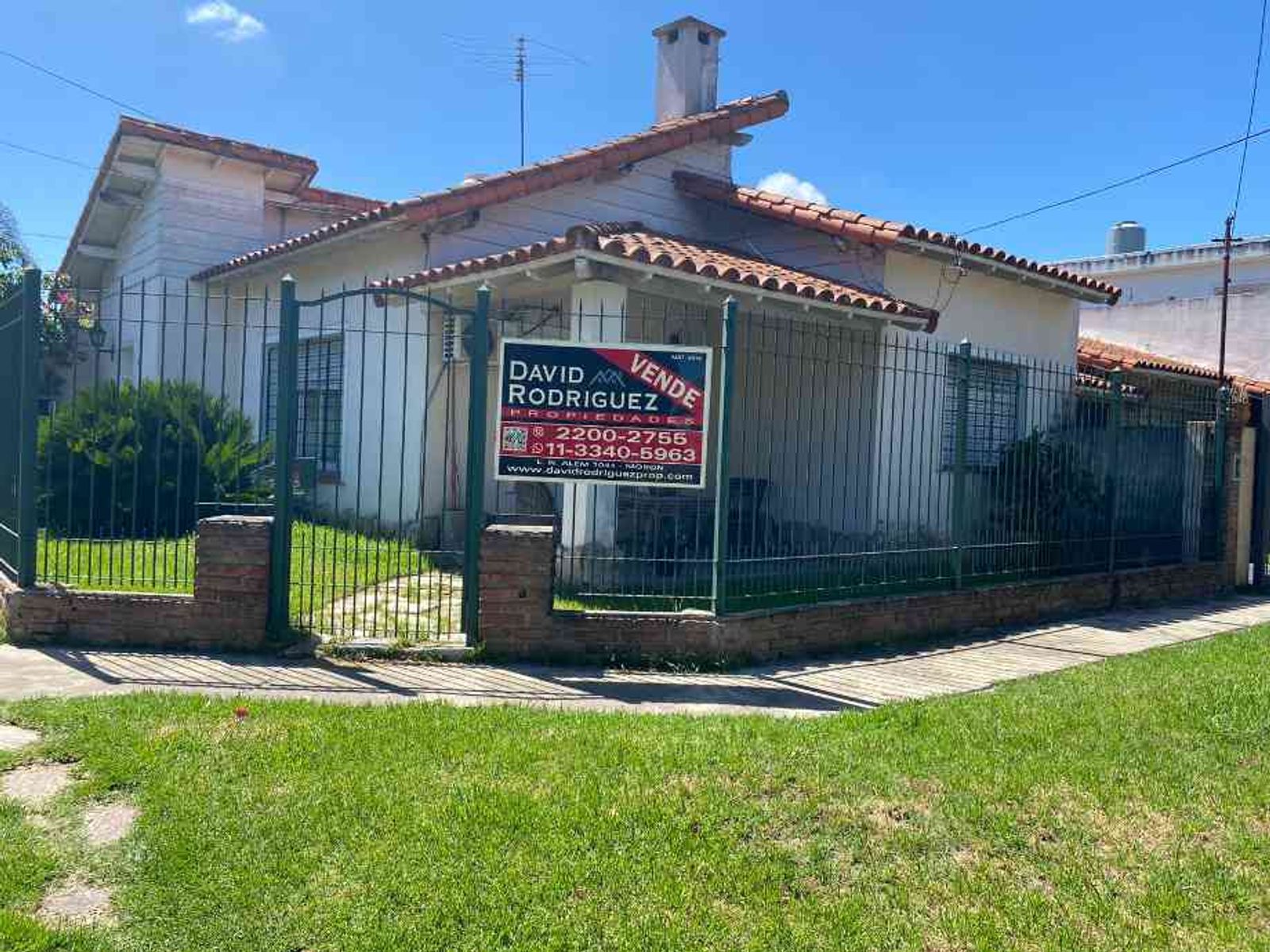 CHALET DE 3 AMBIENTES EN VENTA-EL PALOMAR - 2
