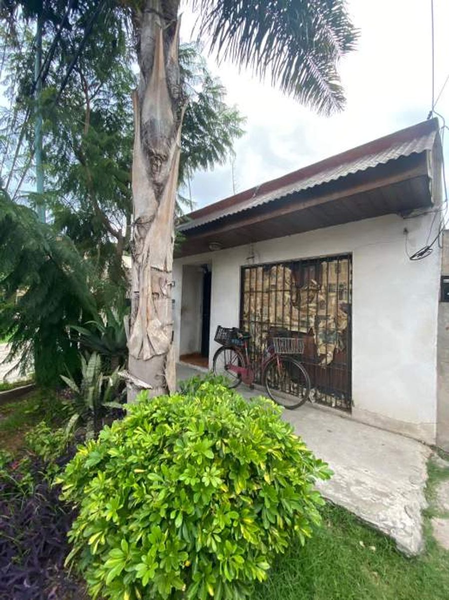 CASA AMERICANA CON DEPARTAMENTO AL FRENTE -MORON — foto 2