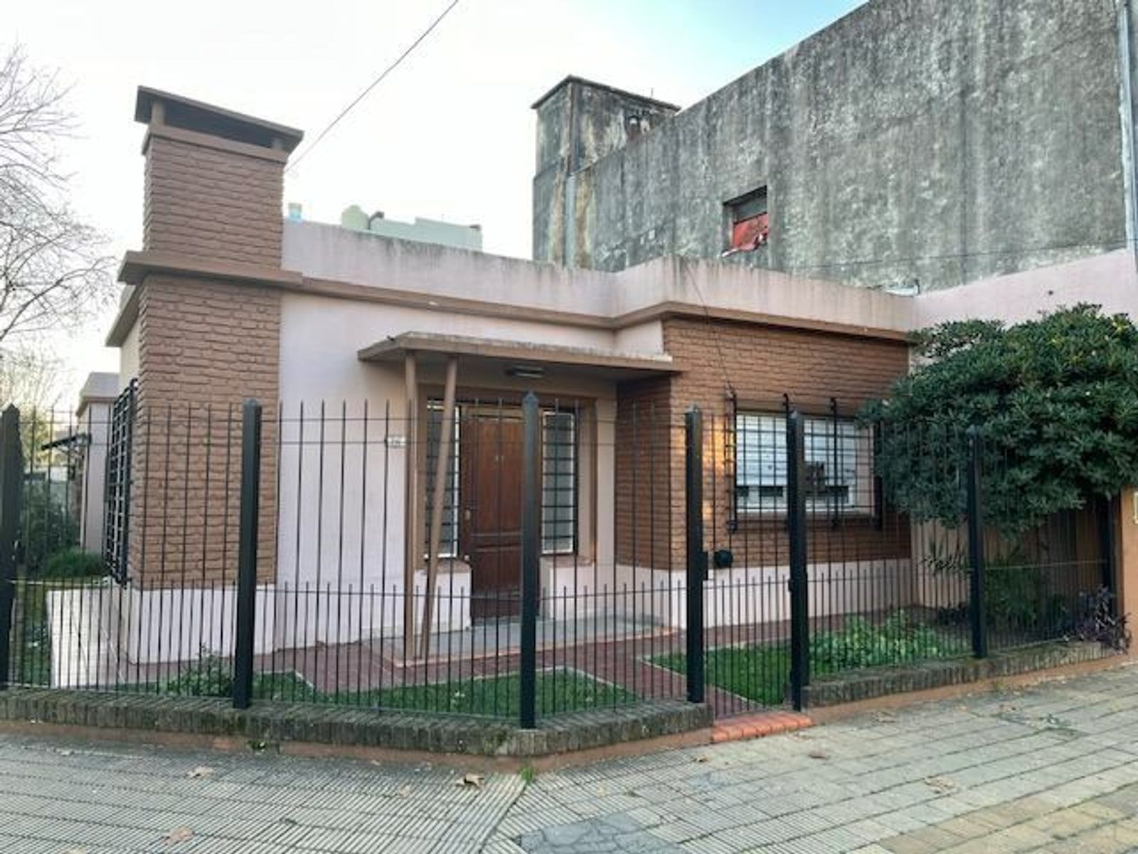 CASA AMERICANA DE 4 AMBIENTES - SAN ANTONIO DE PADUA - 3