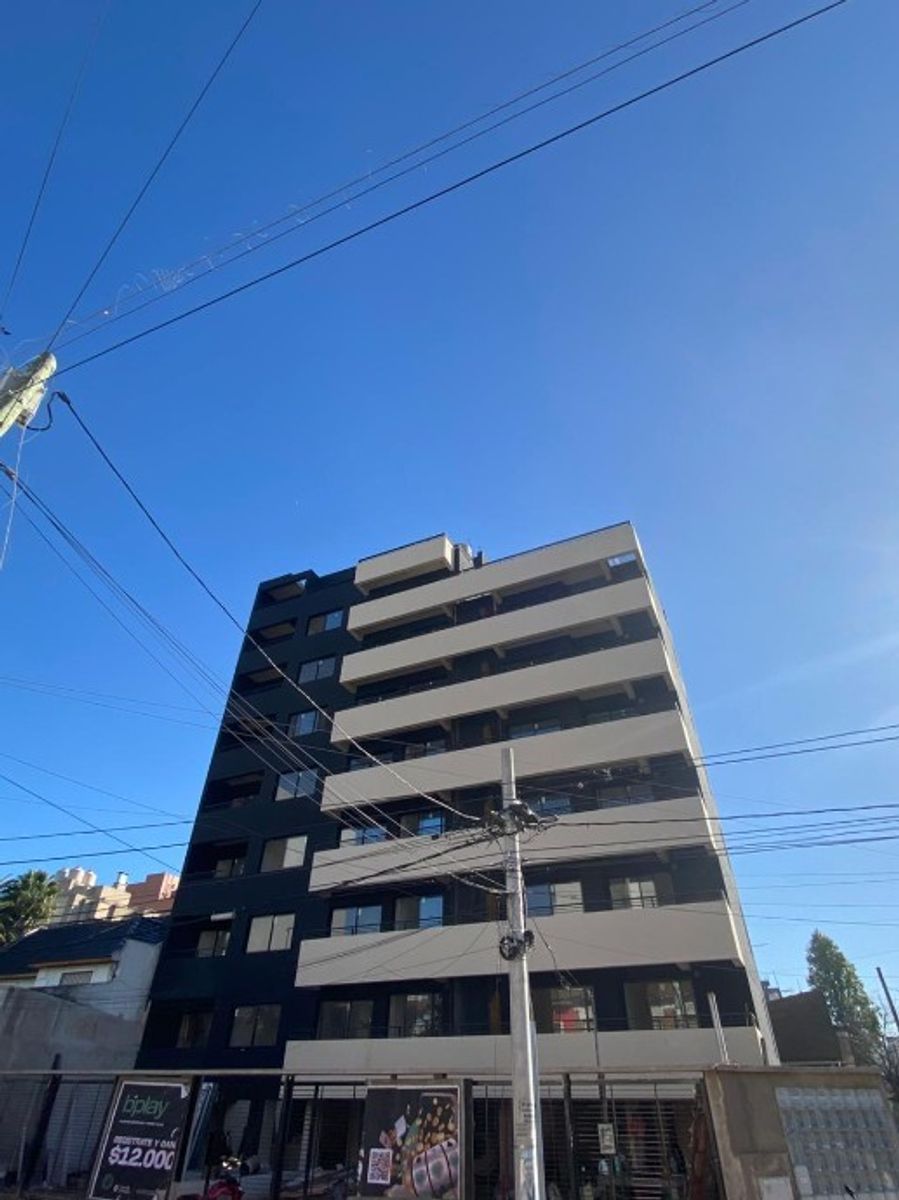 PRE VENTA DE DEPARTAMENTOS DE 3 AMBIENTES -MORON - 1