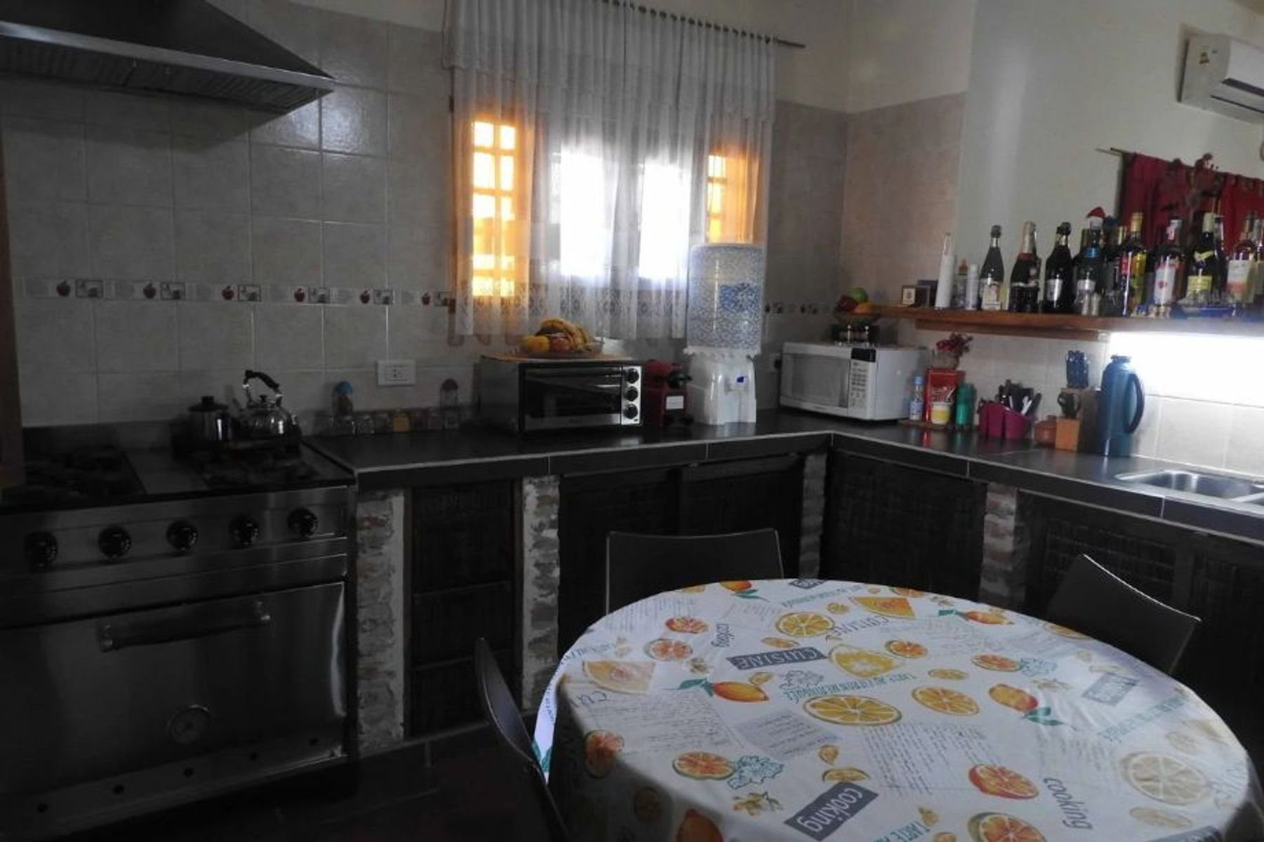 CASA DE 3 AMBIENTES EN VENTA - PERMUTA POR DEPARTAMENTO-VILLA TESEI - 8