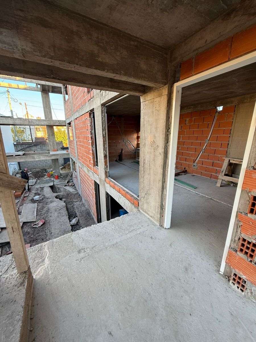 DEPARTAMENTO DE 3 AMBIENTES EN MORON A LA VENTA - 5