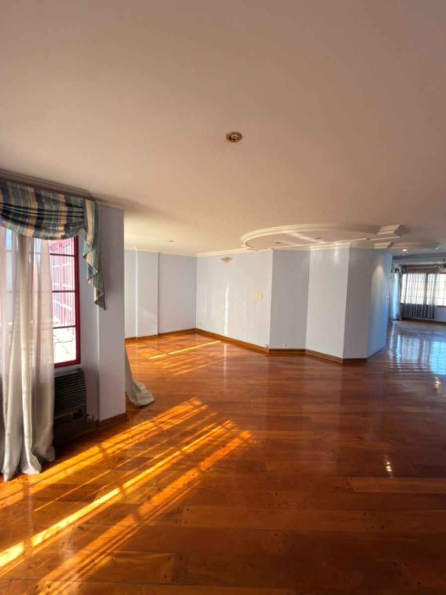 DEPARTAMENTO DE 3 AMBIENTES CON QUINCHO Y TERRAZA PRIVADA - MORON - 3