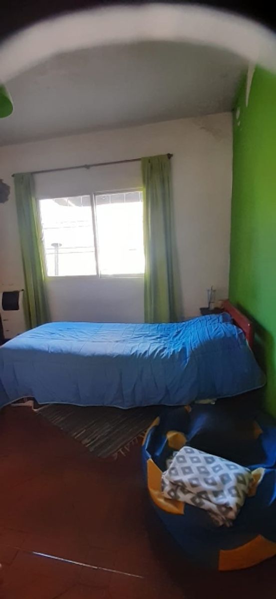 TRIPLEX EN VENTA -MORON - 5
