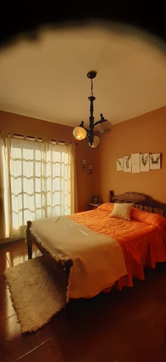 TRIPLEX EN VENTA -MORON - 11