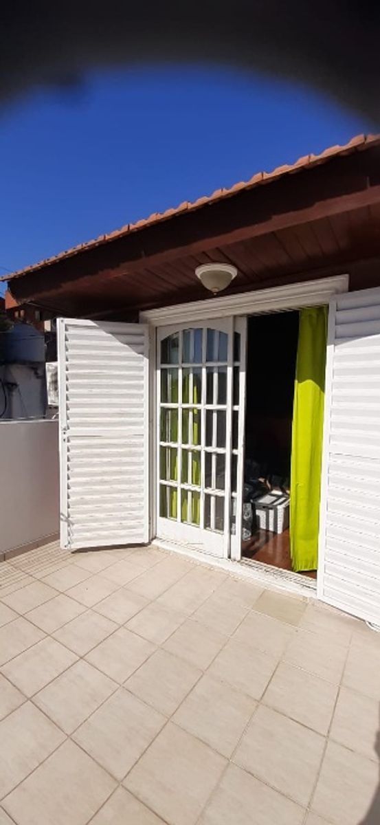 TRIPLEX EN VENTA -MORON - 13