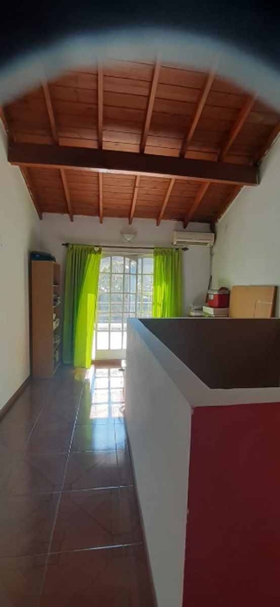 TRIPLEX EN VENTA -MORON - 16