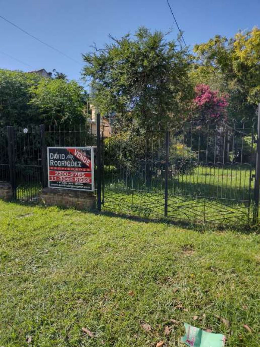 Casa a reciclar en excelente lote de 600 metros cuadrados-ITUZAINGO - 5