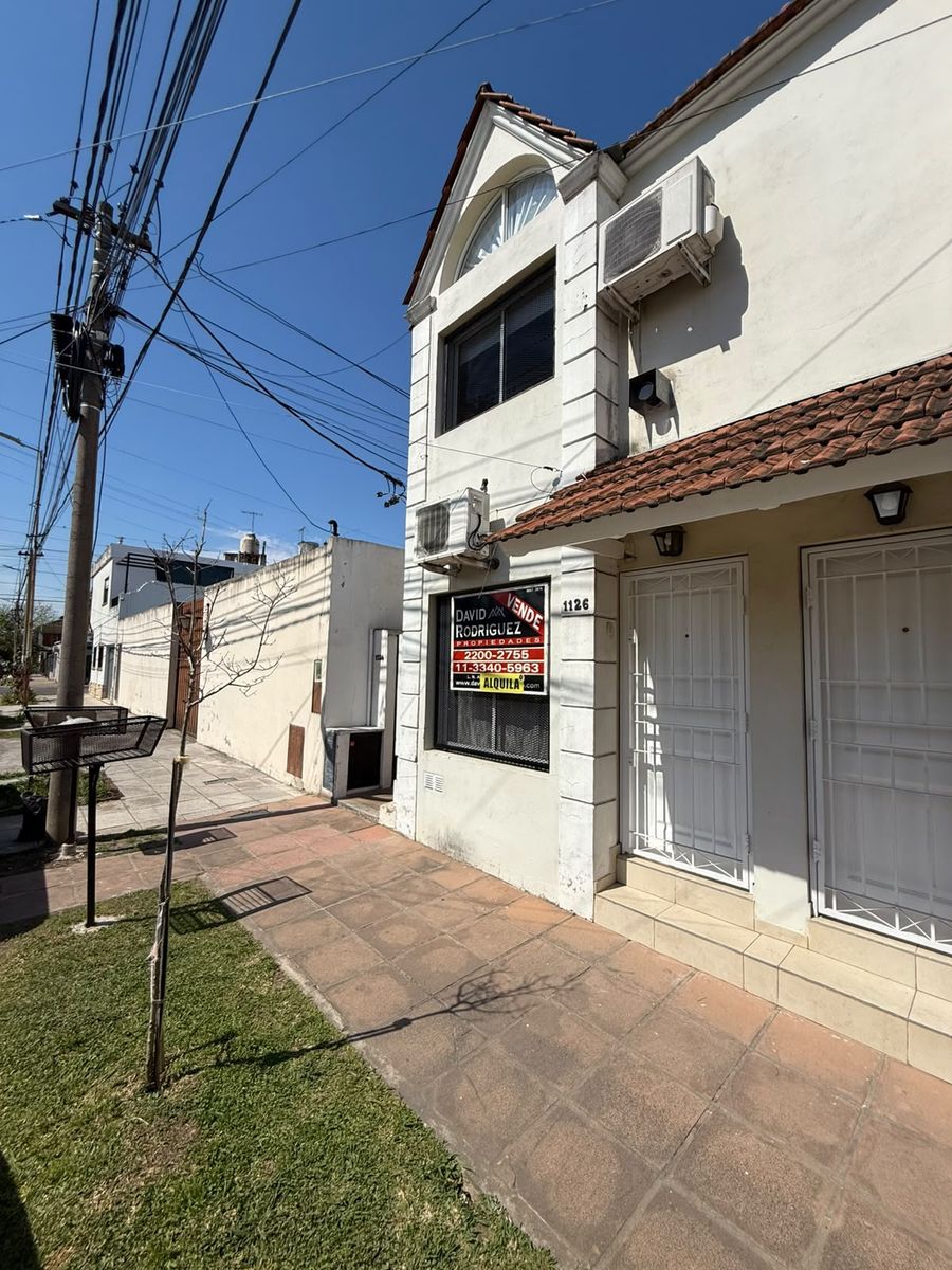 DUPLEX DE 2 AMBIENTES EN ALQUILER - VILLA SARMIENTO — foto 11