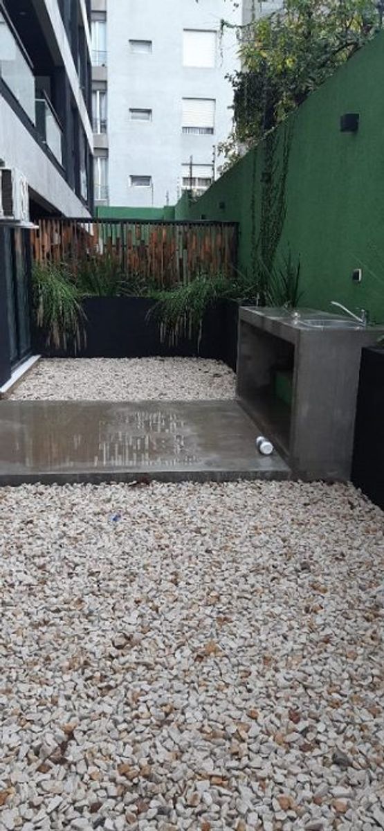 DEPARTAMENTO DE 3 AMB + COCHERA + PATIO EN VENTA -ITUZAINGO - 6