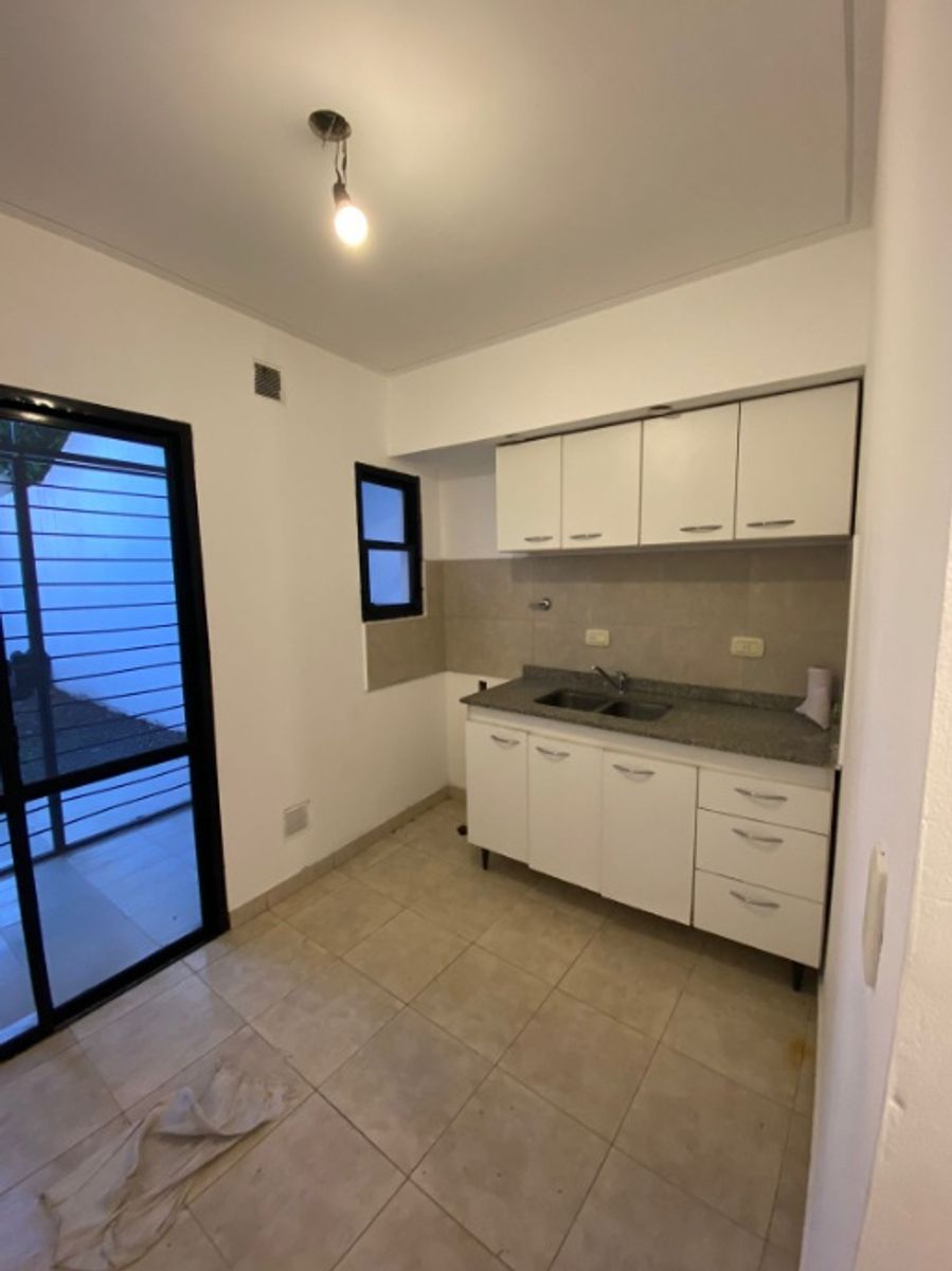 DUPLEX DE 2 AMBIENTES CON COCHERA Y PATOO EN ALQUILER - 5