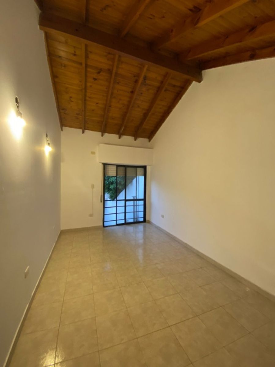 DUPLEX DE 2 AMBIENTES CON COCHERA Y PATOO EN ALQUILER - 8