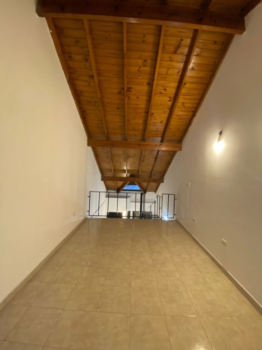 DUPLEX DE 2 AMBIENTES CON COCHERA Y PATOO EN ALQUILER - 9