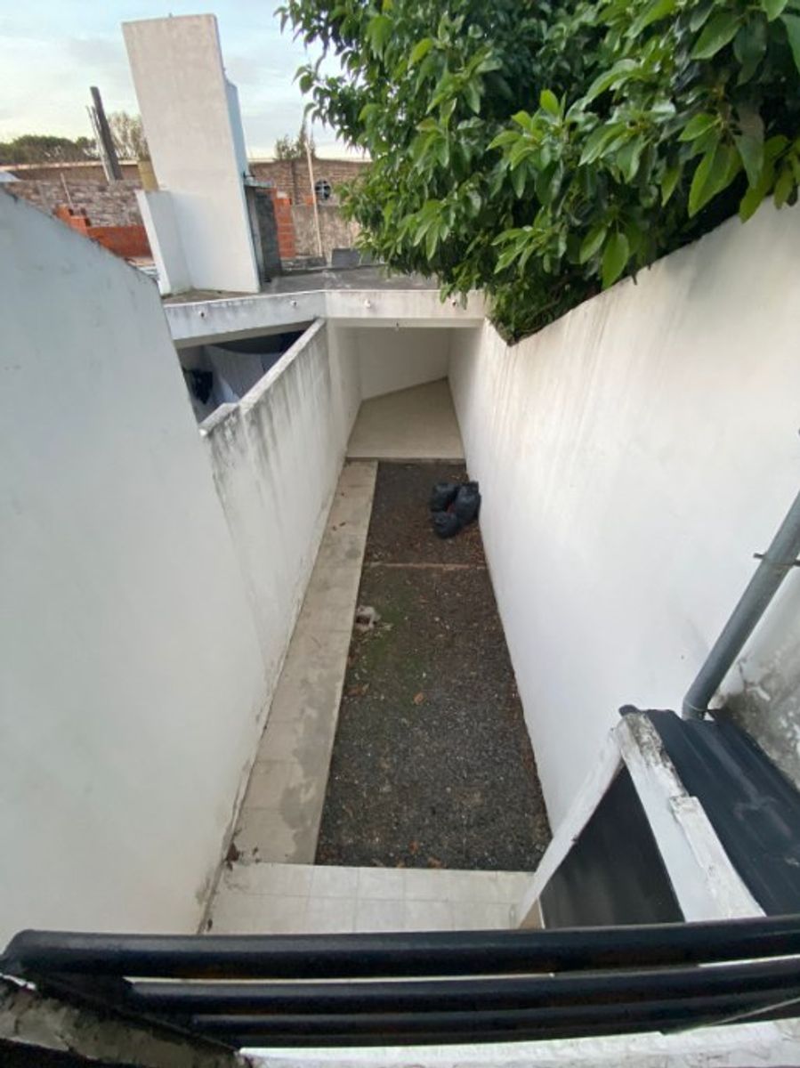 DUPLEX DE 2 AMBIENTES CON COCHERA Y PATOO EN ALQUILER - 13