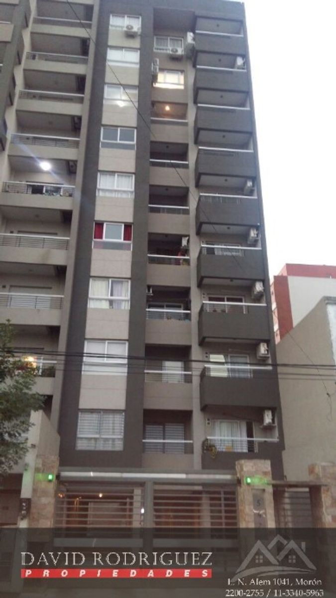 EXCELENTE DEPARTAMENTO DE 3 AMBIENTES EN VENTA - MORON