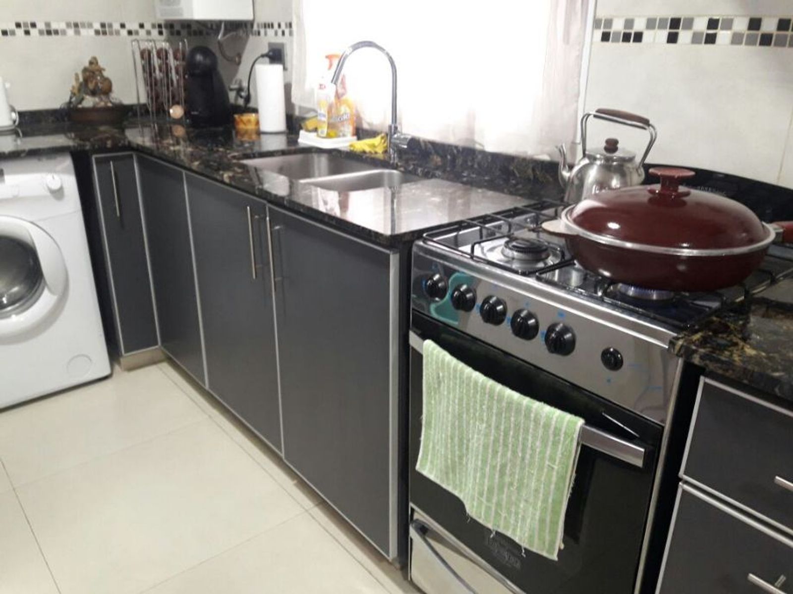 EXCELENTE DEPARTAMENTO DE 3 AMBIENTES EN VENTA - MORON — foto 9