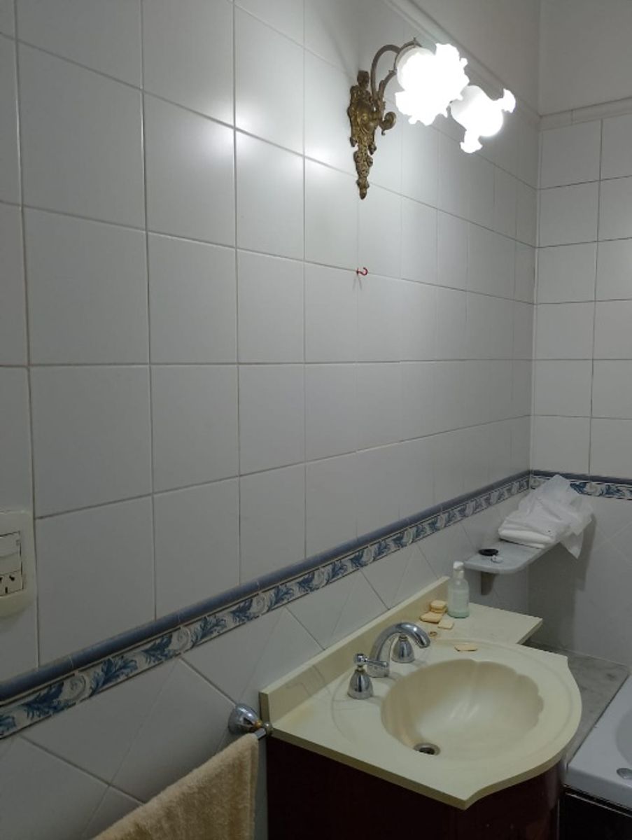 HERMOSO CHALET DE 3 AMBIENTES EN VENTA-MORON - 3