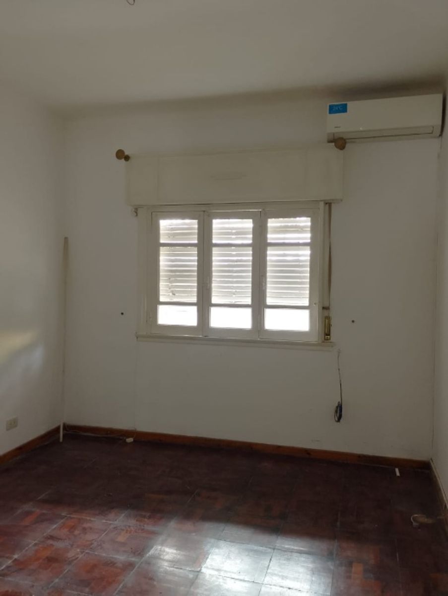 HERMOSO CHALET DE 3 AMBIENTES EN VENTA-MORON - 10