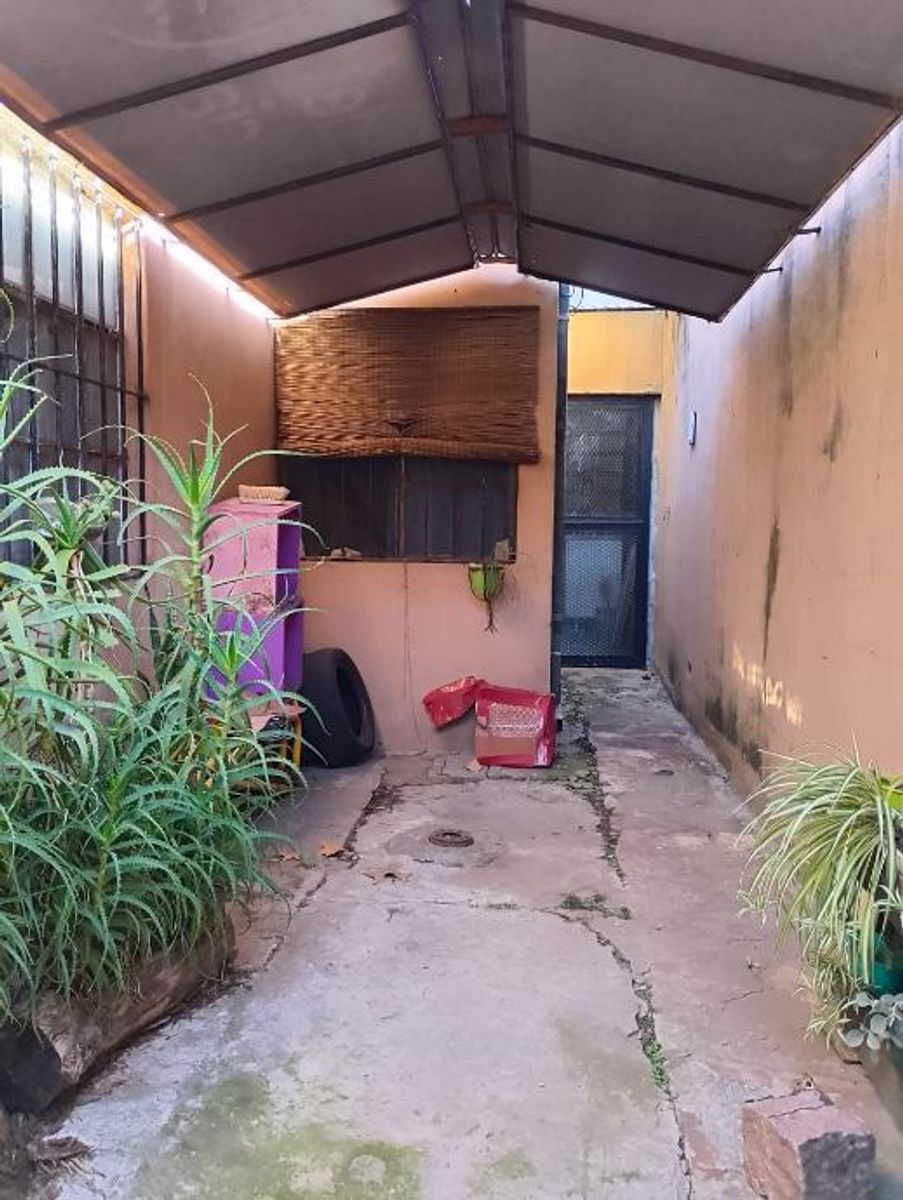 CASA DE 4 AMBIENTES EN HAEDO - 5