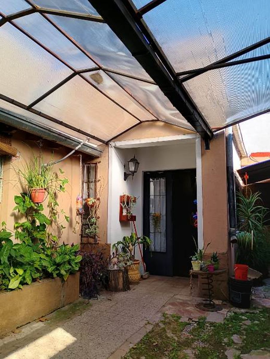 CASA DE 4 AMBIENTES EN HAEDO - 6