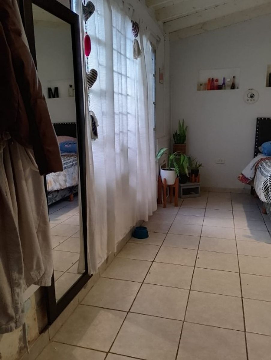 CASA DE 4 AMBIENTES EN HAEDO - 14
