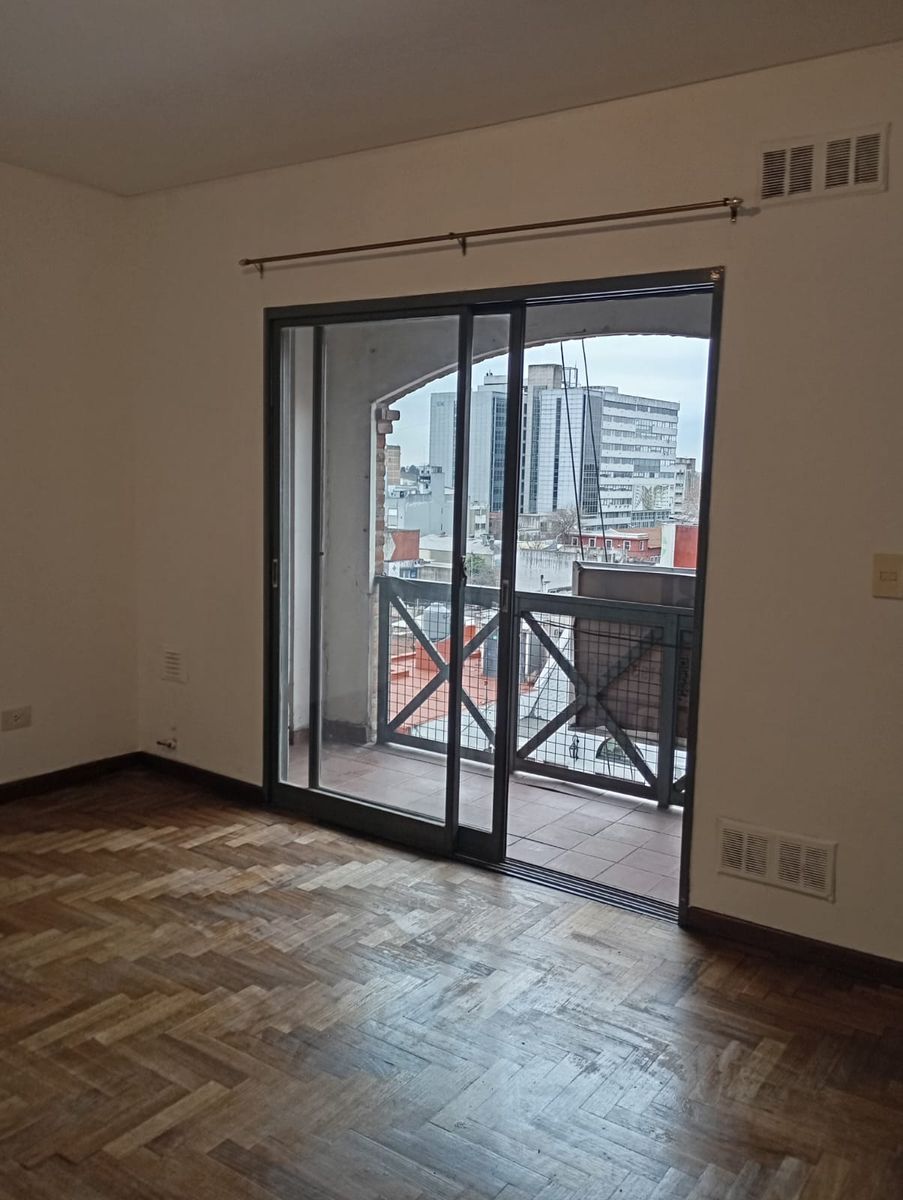 DEPARTAMENTO DE 2 AMBIENTES EN ALQUILER - MORON NORTE - 2