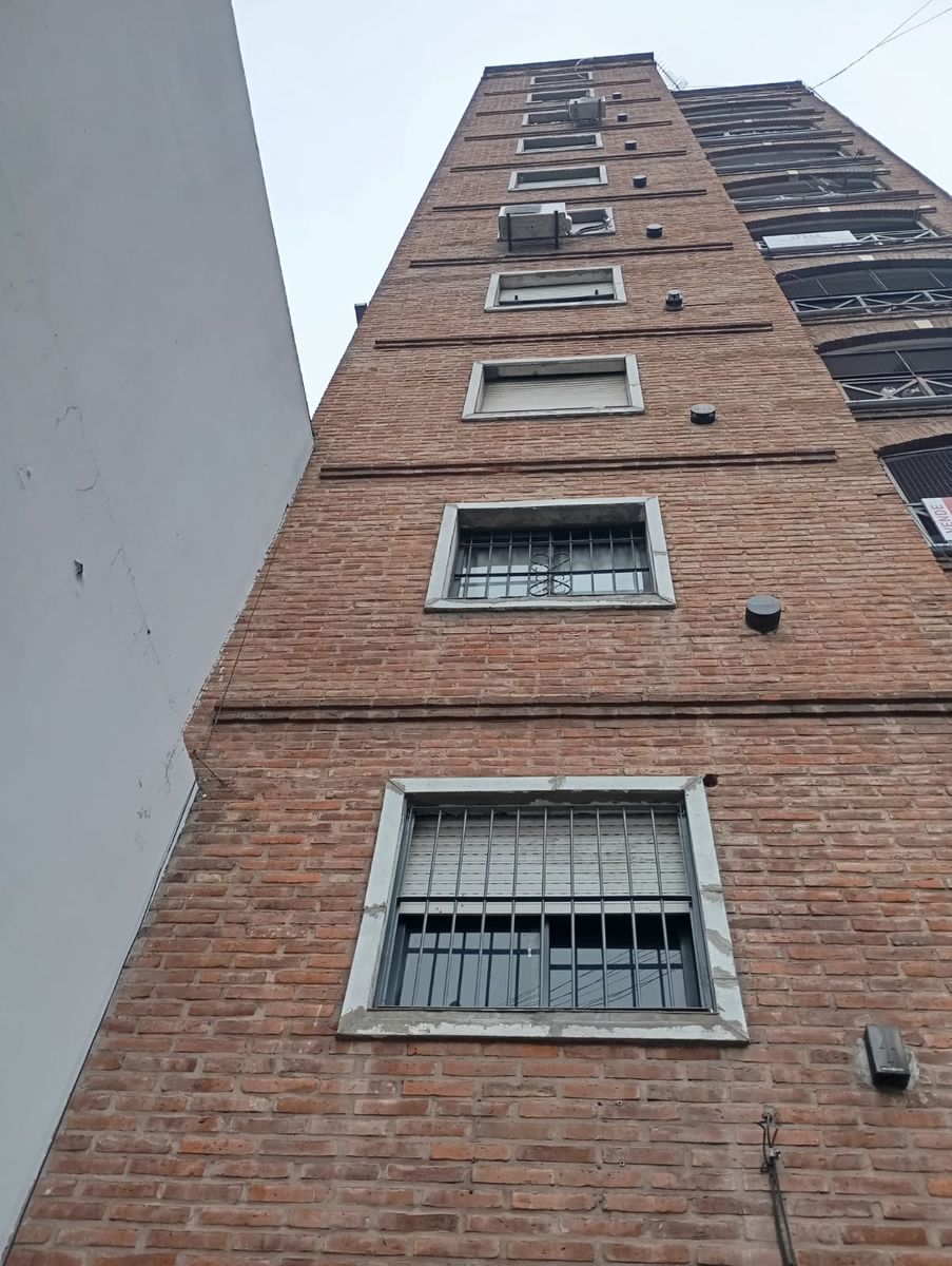 DEPARTAMENTO DE 2 AMBIENTES EN ALQUILER - MORON NORTE - 3