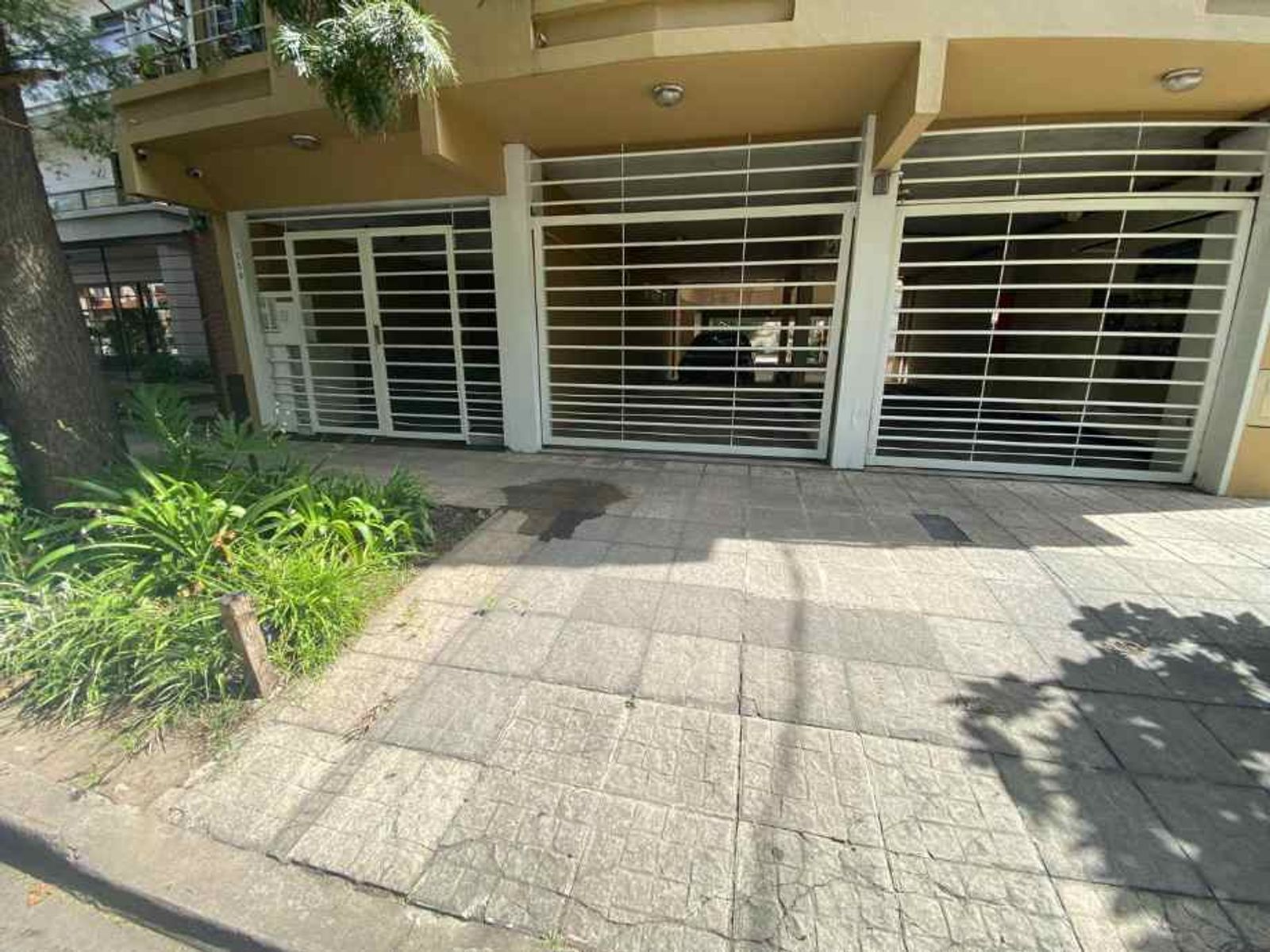 DEPARTAMENTO DE 2 AMBIENTES EN ALQUILER - MORON - 2