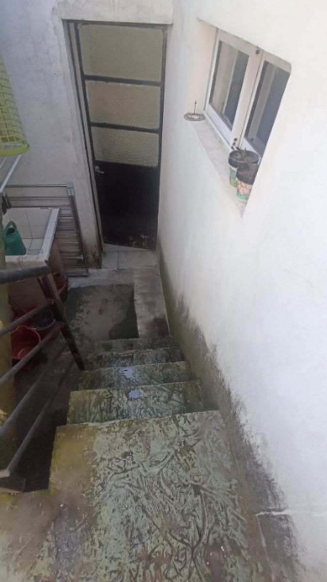 CASA IDEAL DOS/TRES FAMILIAS DESARROLLADA EN TRES PARTES - 31