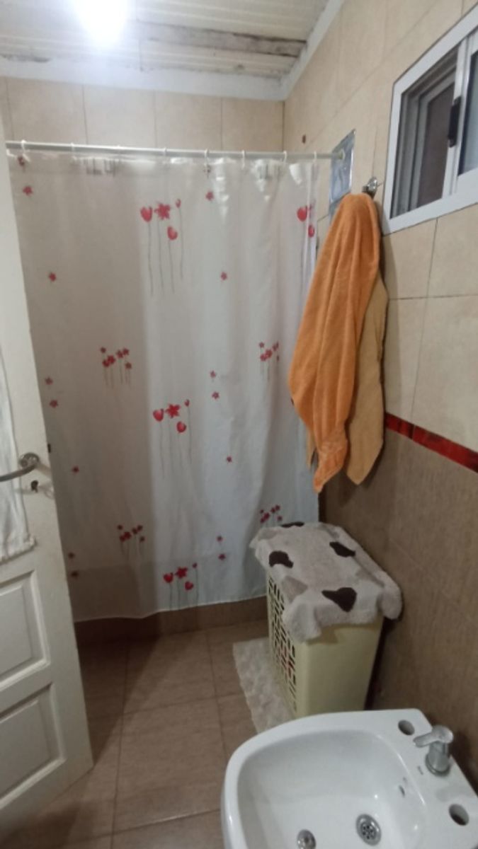 CASA IDEAL DOS/TRES FAMILIAS DESARROLLADA EN TRES PARTES - 38
