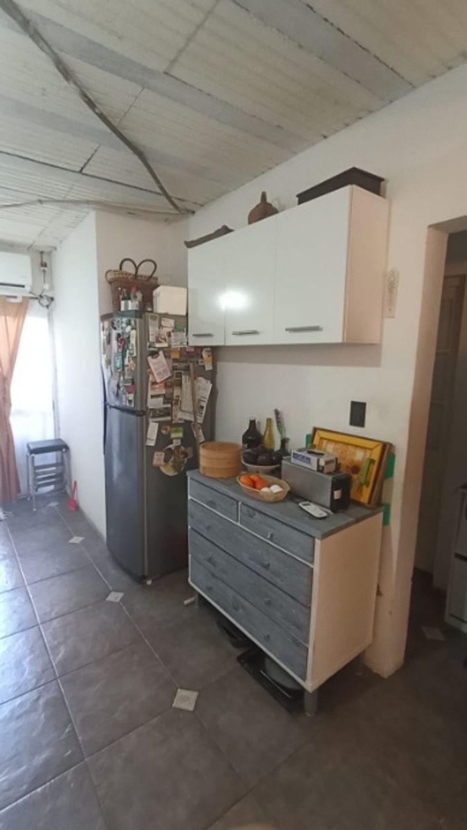 CASA IDEAL DOS/TRES FAMILIAS DESARROLLADA EN TRES PARTES - 42