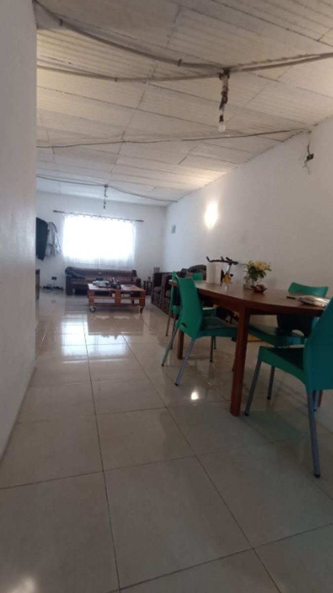 CASA IDEAL DOS/TRES FAMILIAS DESARROLLADA EN TRES PARTES - 46