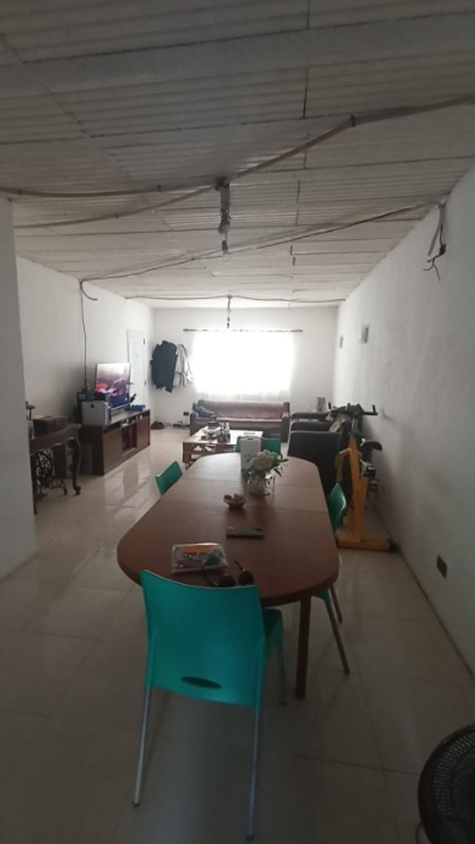 CASA IDEAL DOS/TRES FAMILIAS DESARROLLADA EN TRES PARTES - 49