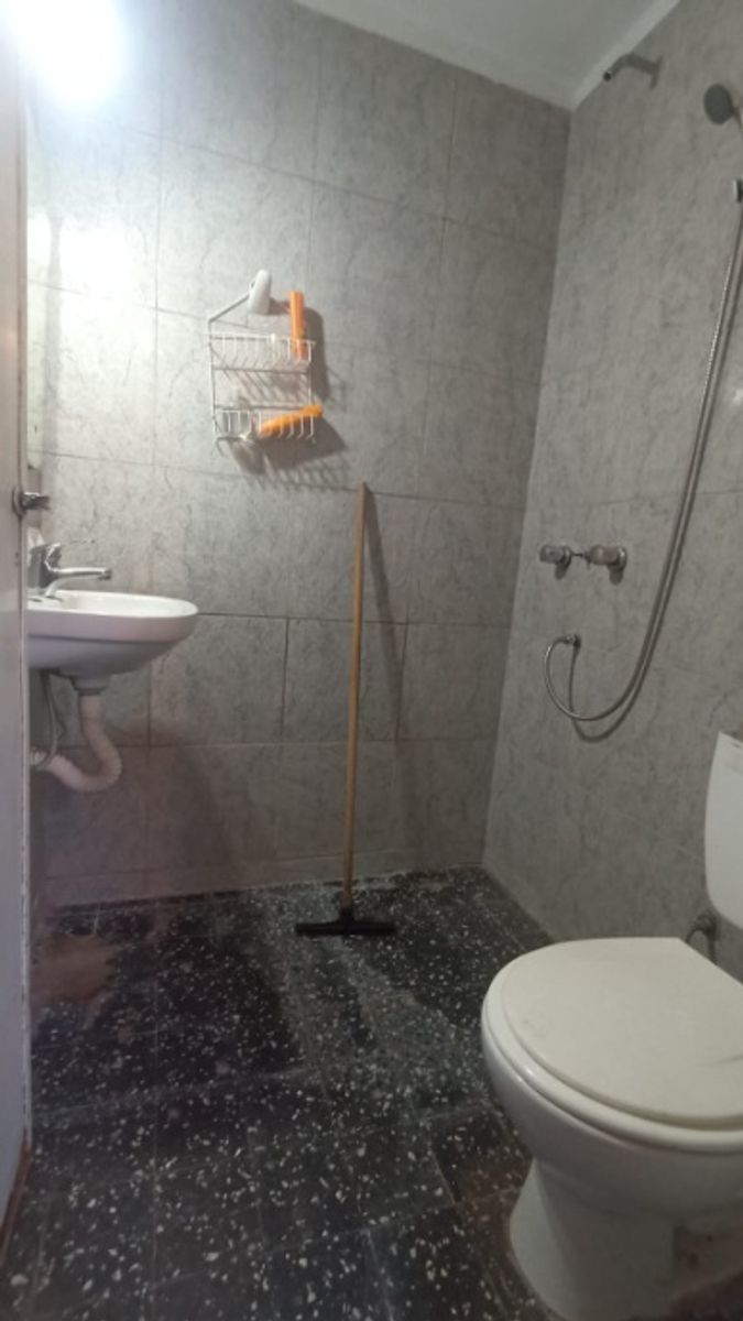 CASA IDEAL DOS/TRES FAMILIAS DESARROLLADA EN TRES PARTES - 53