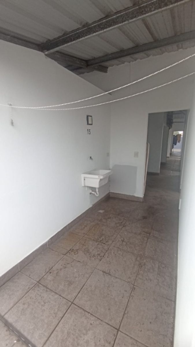 DEPARTAMENTO DE 2 AMBIENTES CON DISPOSICION AL FRENTE EN ALQUILER - 16