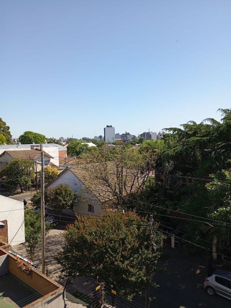 DEPARTAMENTO DE 2 AMBIENTES CON DISPOSICION AL FRENTE EN ALQUILER - 19