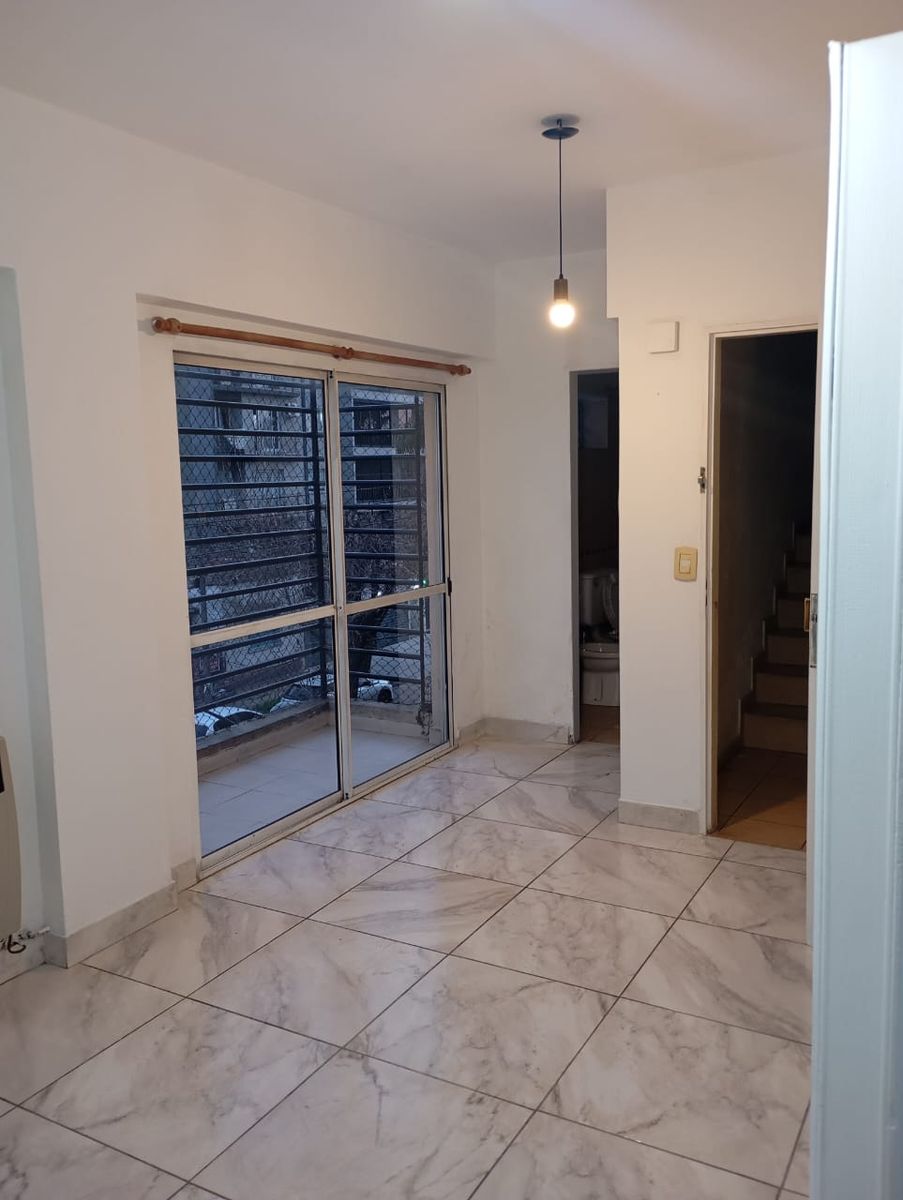 DEPARTAMENTO DE 2 AMBIENTES EN ALQUILER - MORON NORTE - 10
