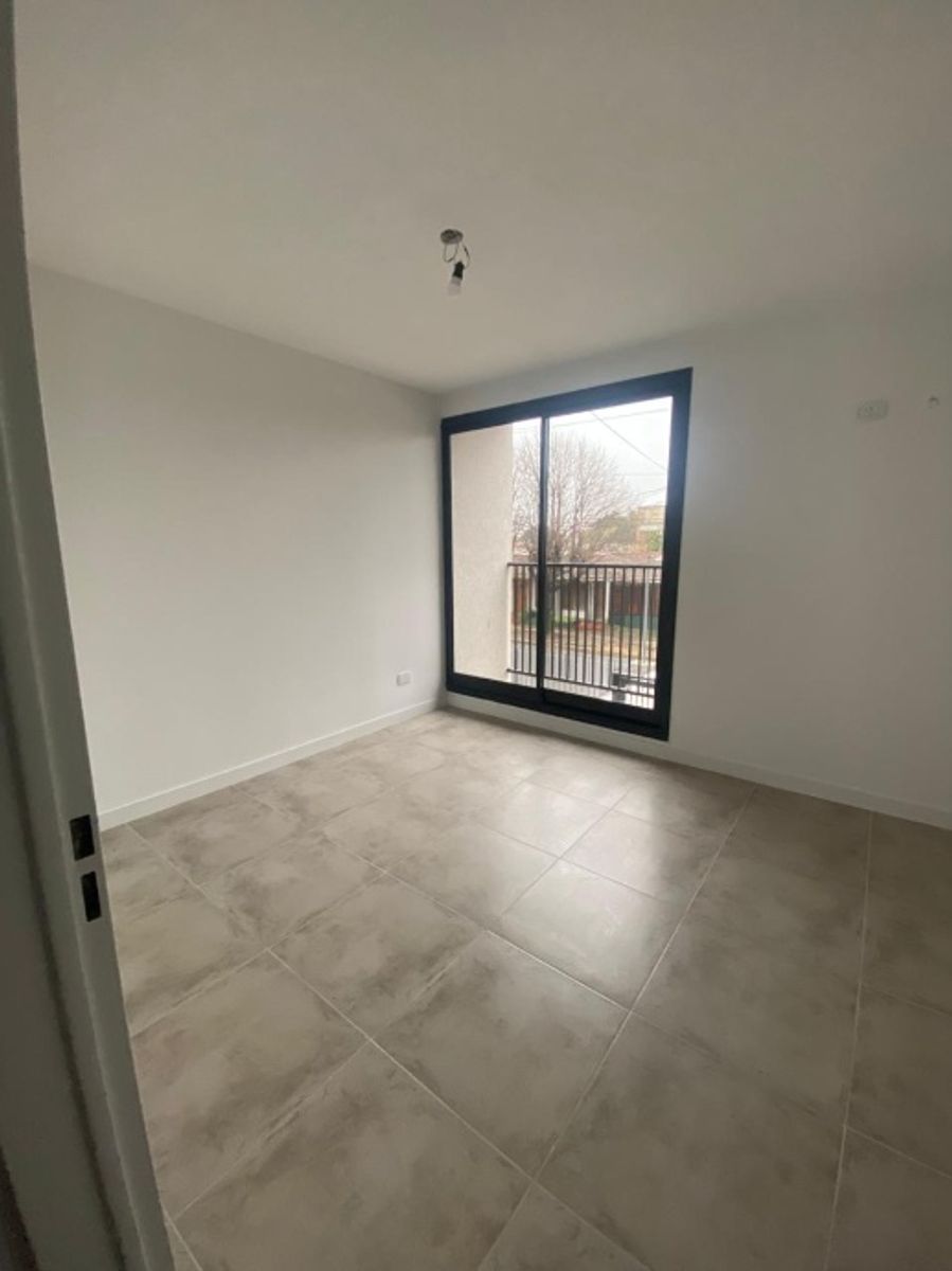 EXCELENTE DEPARTAMENTO DE 2 AMBIENTES EN VENTA - 13
