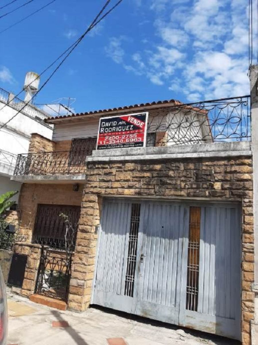 CASA AMERICANA EN PH DE 4 AMBIENTES - 1