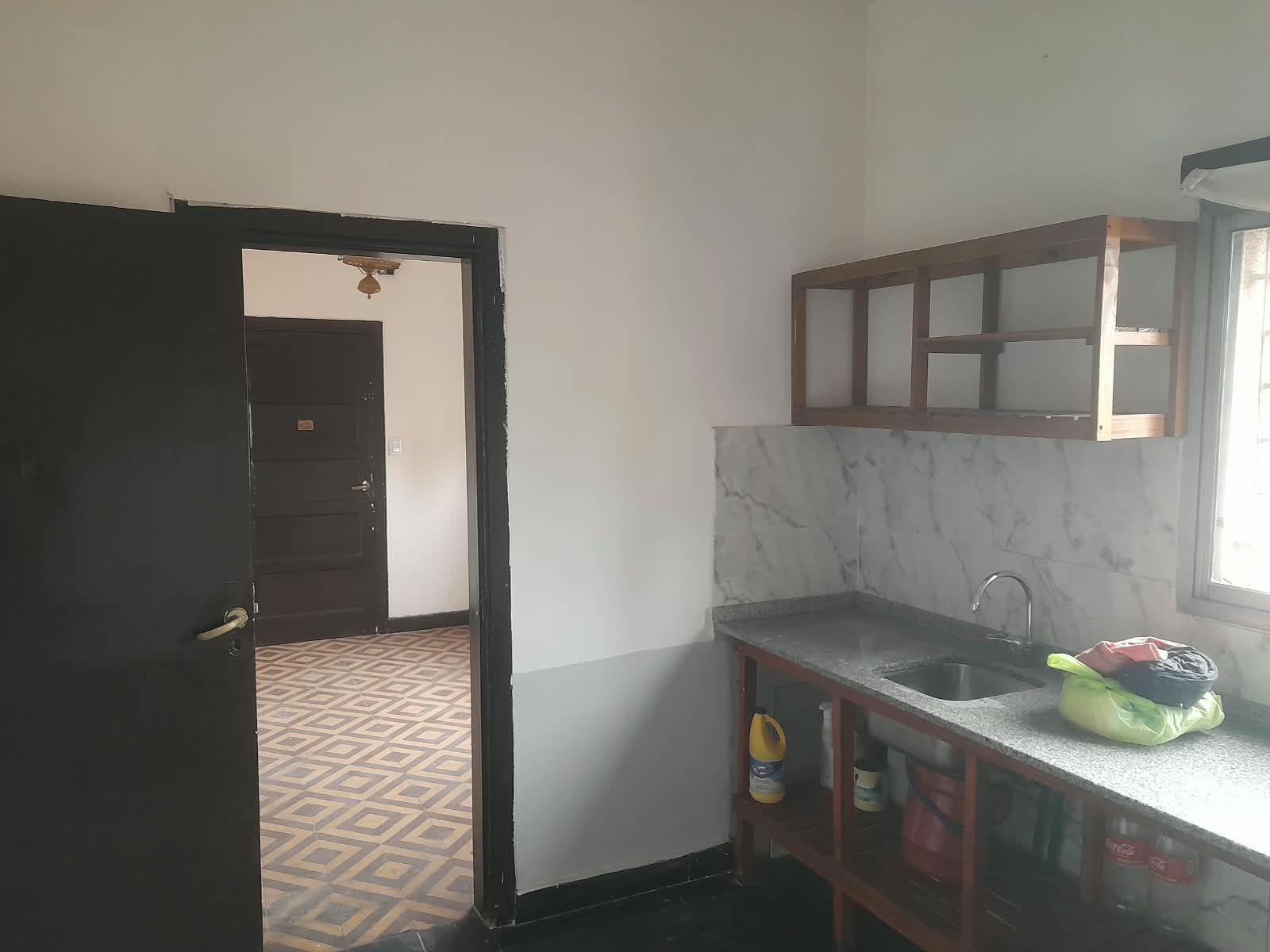 DEPARTAMENTO DE 3 AMBIENTES EN PRIMER PISO POR ESCALERA EN ALQUILER - MORON SUR — foto 6