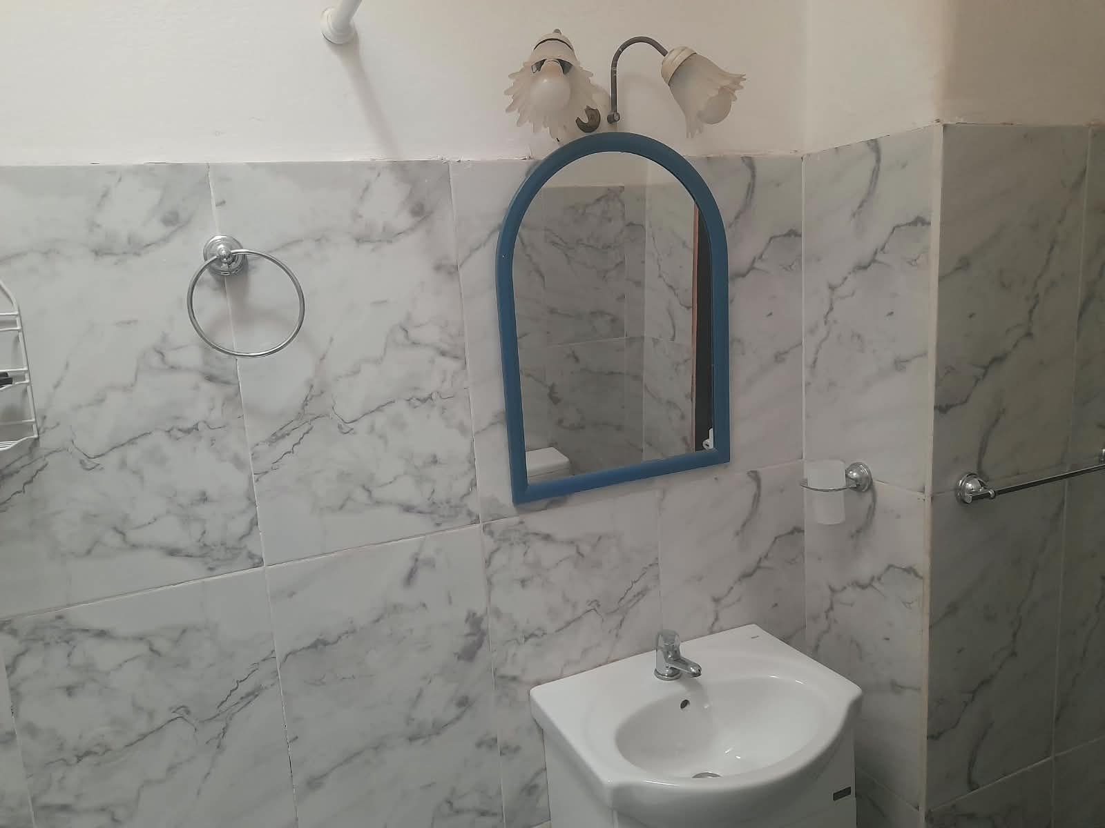DEPARTAMENTO DE 3 AMBIENTES EN PRIMER PISO POR ESCALERA EN ALQUILER - MORON SUR — foto 15