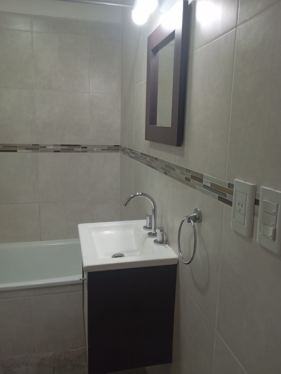 DEPARTAMENTO DE 2 AMBIENTES EN ALQUILER - MORON SUR - 3