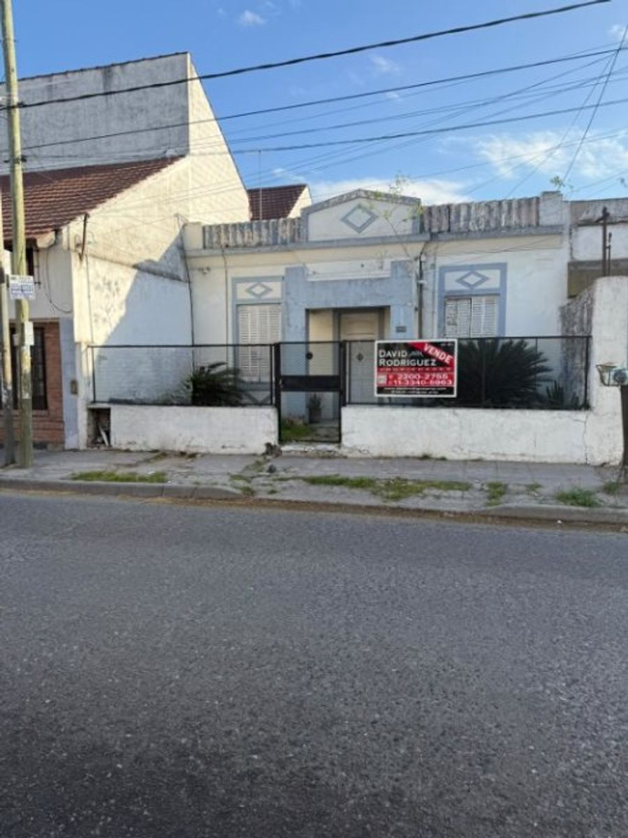 CASA A REFACCIONAR DE 4 AMBIENTES - 9
