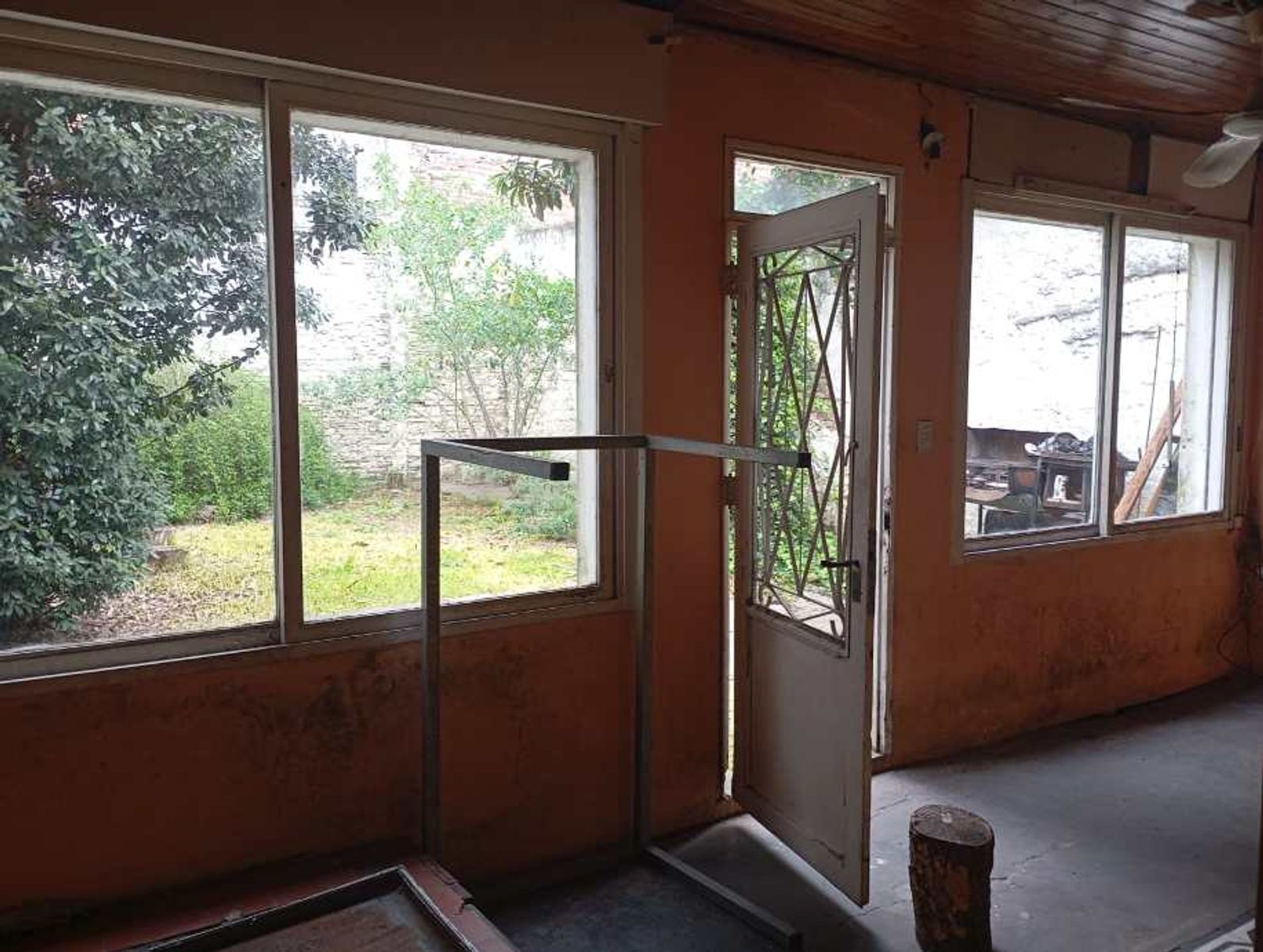 CASA A REFACCIONAR DE 4 AMBIENTES - 12