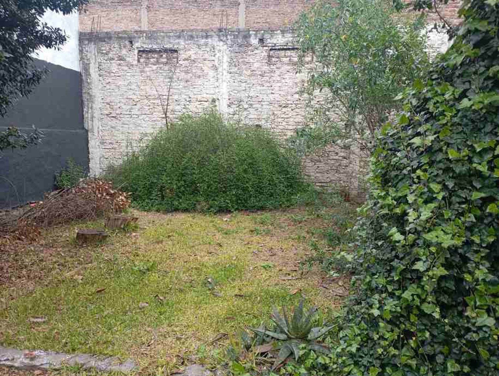 CASA A REFACCIONAR DE 4 AMBIENTES - 15