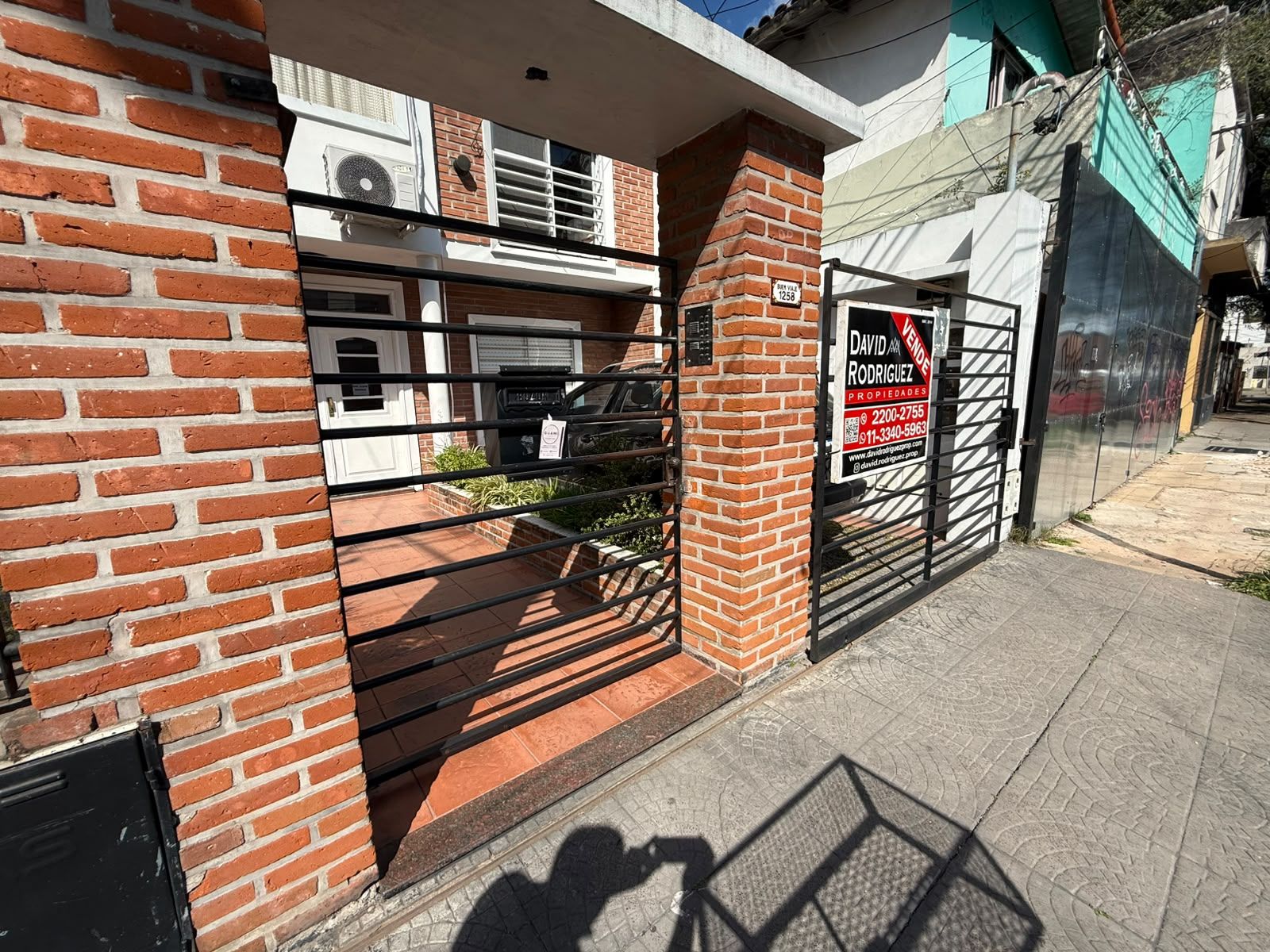 DEPARTAMENTO DE 2 AMBIENTES CON COCHERA - 11