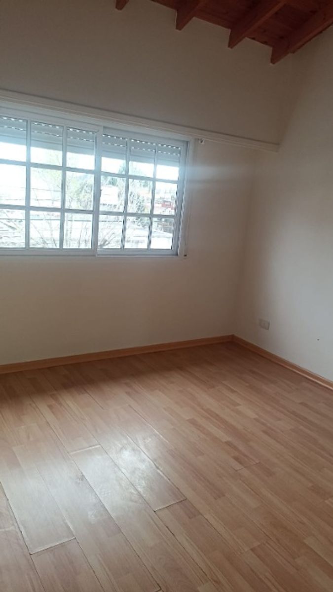 HERMOSO DEPARTAMENTO PH DE 3 AMBIENTES AL FRENTE — foto 4