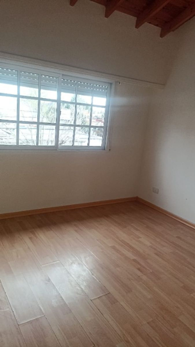 HERMOSO DEPARTAMENTO PH DE 3 AMBIENTES AL FRENTE — foto 6