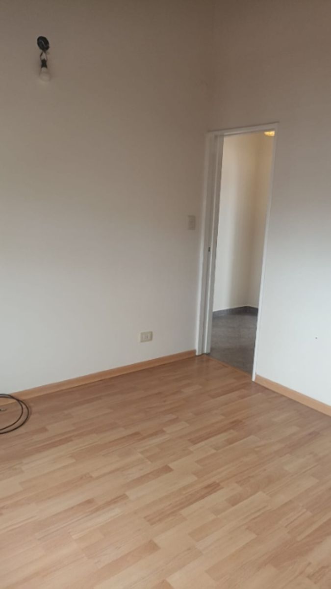 HERMOSO DEPARTAMENTO PH DE 3 AMBIENTES AL FRENTE — foto 13