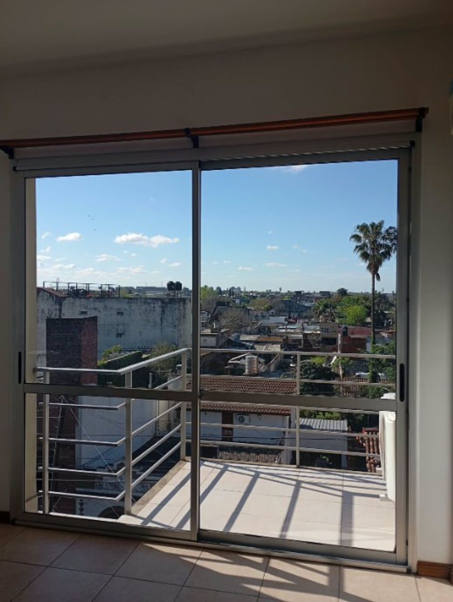 DEPARTAMENTO DE 2 AMBIENTES CON BALCON — foto 5